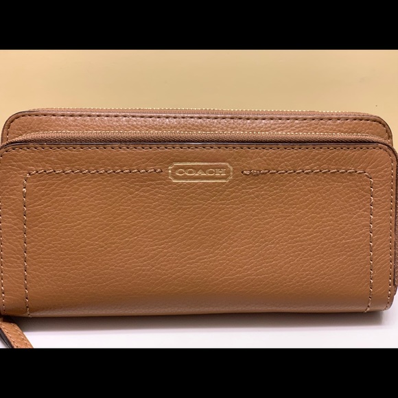 Coach Wallet - Picture 1 of 4